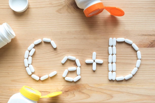 "Bảng liều lượng canxi và vitamin D khuyến nghị theo độ tuổi từ trẻ em đến người lớn"